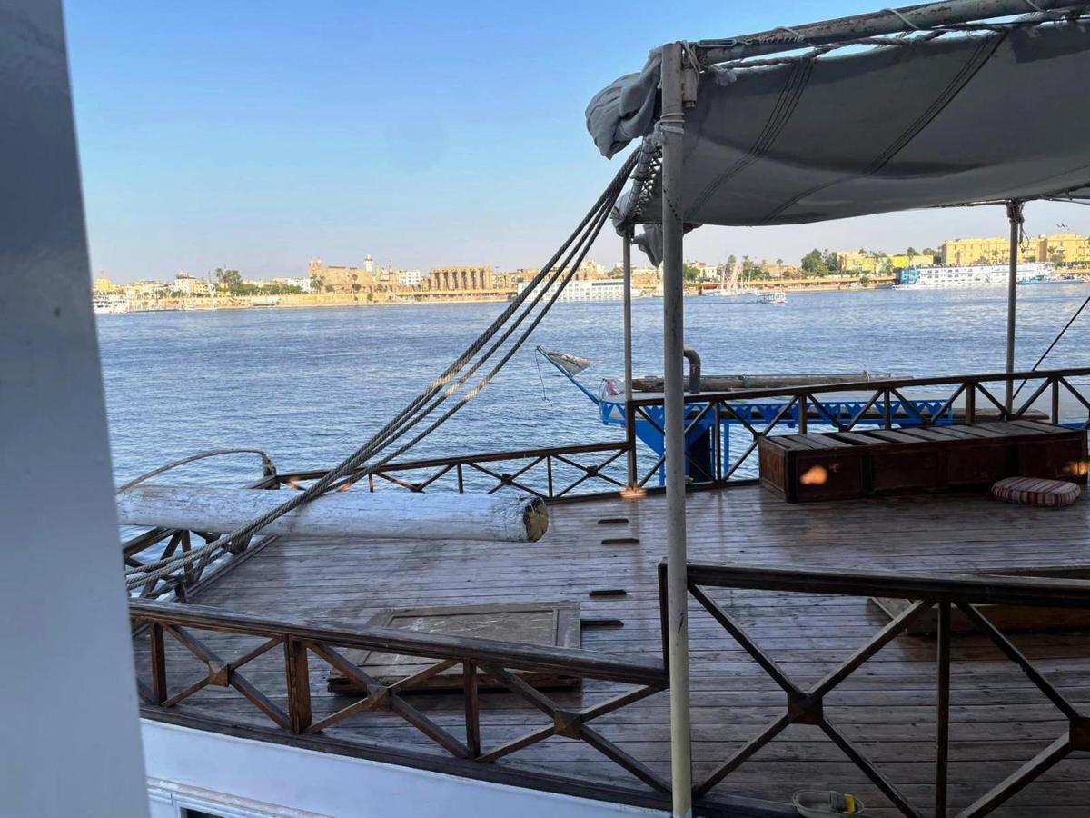 Floating Hotel- Happy Nile Boat Luxor Ngoại thất bức ảnh